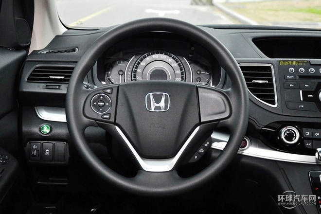 2015款 2.0L 兩驅(qū)風(fēng)尚版