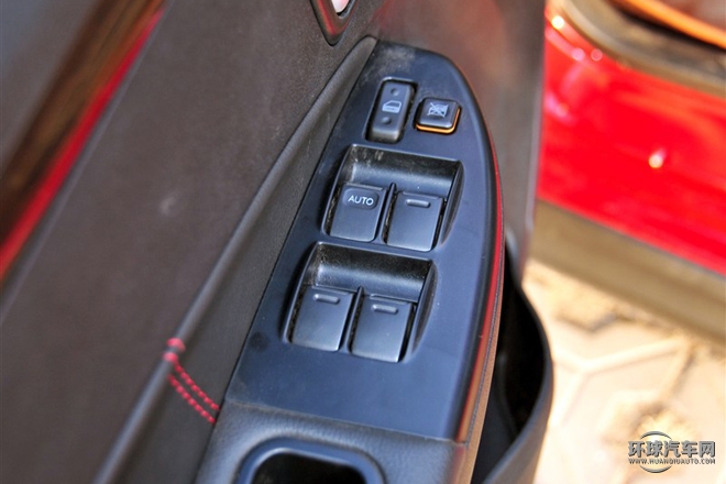 2015款 1.5L 手動(dòng)豪華型 5座 國IV