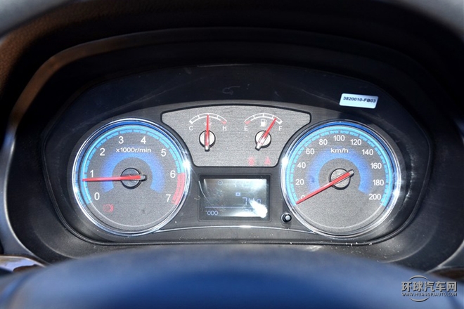 2015款 1.5L 手動豪華型 7座 國IV