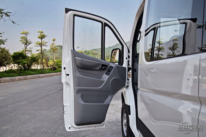 2015款 2.8T長(zhǎng)軸商運(yùn)版ISF2.8s4161P