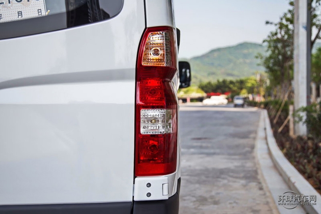 2015款 2.8T長(zhǎng)軸商運(yùn)版ISF2.8s4161P