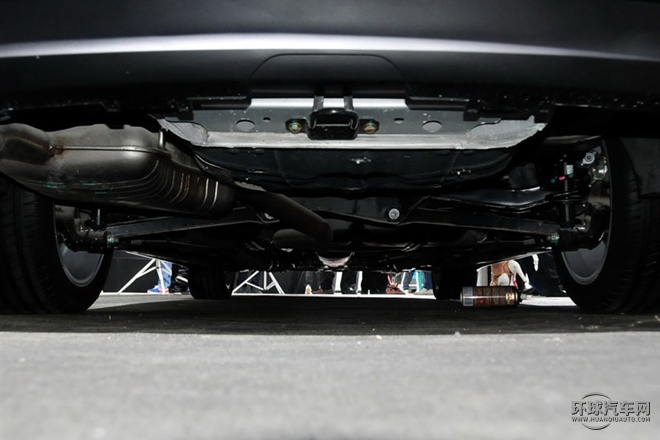 2015款 2.3T 豪華型