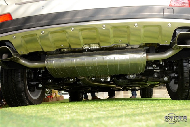 2015款 2.0T 兩驅(qū)標(biāo)準(zhǔn)型