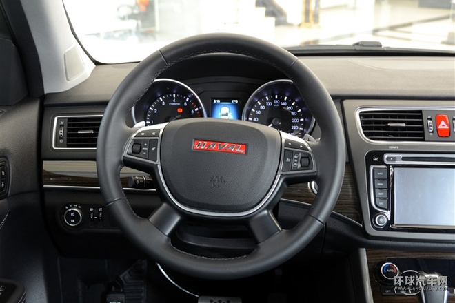 2015款 2.0T 兩驅(qū)標(biāo)準(zhǔn)型