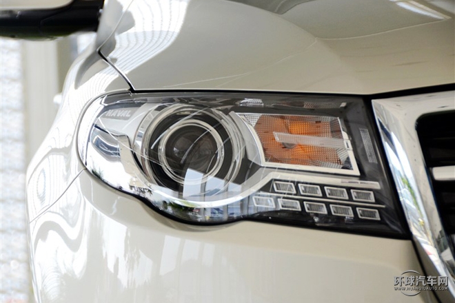 2015款 2.0T 兩驅標準型