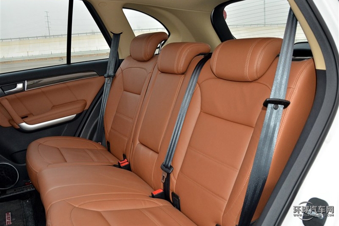 2015款 2.0T 四驅(qū)尊貴型