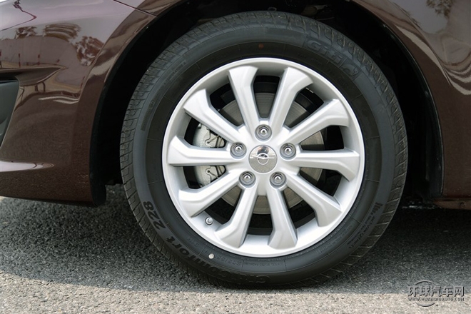 2015款 1.5T CVT睿FUN型