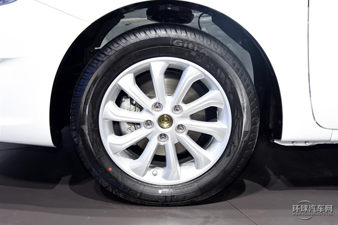 2015款 1.5T 手動睿FUN版