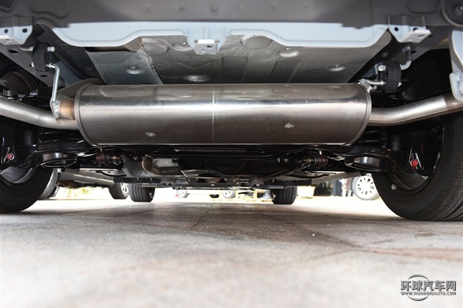 2015款 1.5T 自動(dòng)行政尊尚型