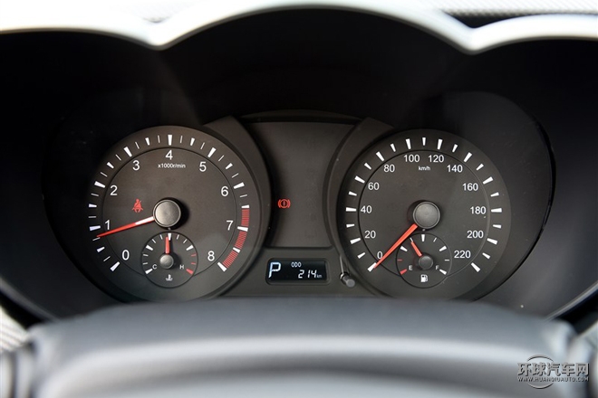 2015款 1.5T 自動行政尊尚型