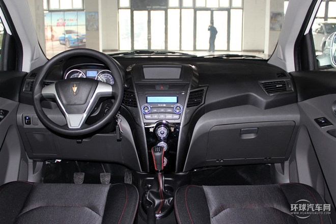 2015款 1.5L 手動(dòng)精英型