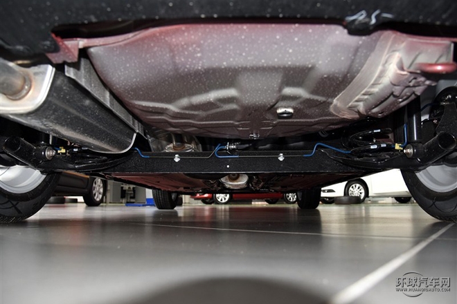 2015款 1.6L 自動(dòng)豪華版