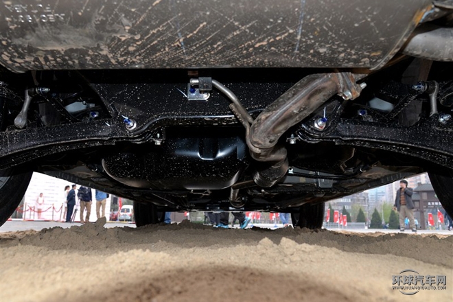 2015款 2.0L 自動兩驅精英版