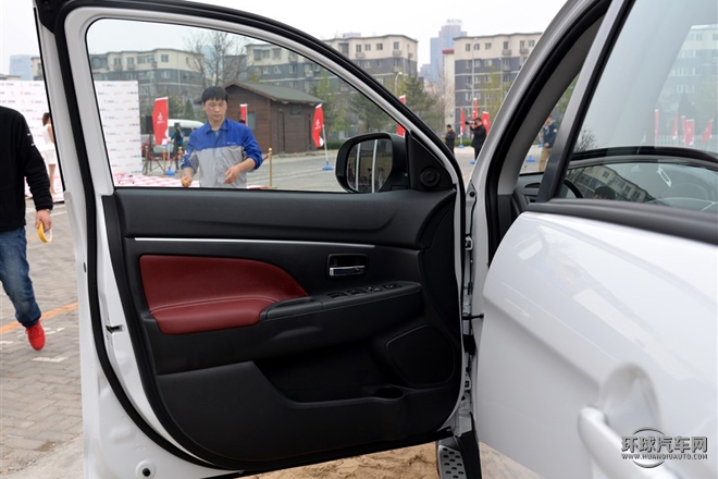 2015款 2.0L 自動兩驅精英版