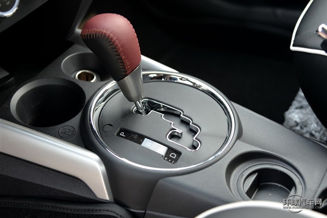 2015款 2.0L 自動(dòng)兩驅(qū)精英版