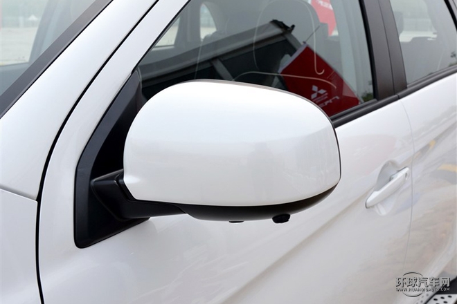 2015款 2.0L 自動兩驅精英版