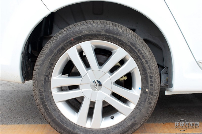 2015款 1.8L 手動寬悅版