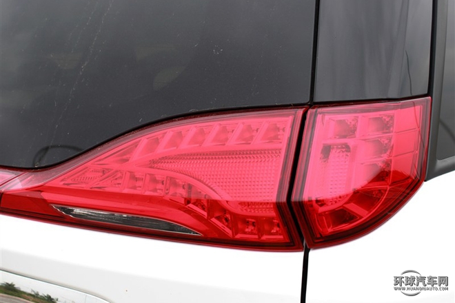 2015款 1.8L 手動(dòng)寬悅版