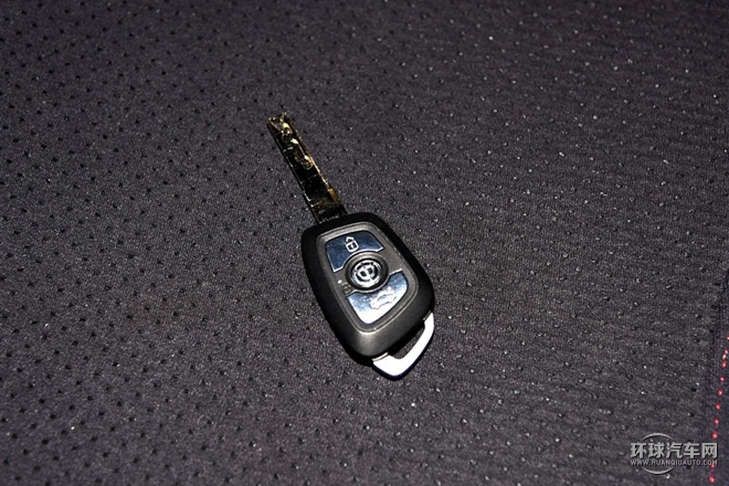 2015款 1.5L 手動精英型