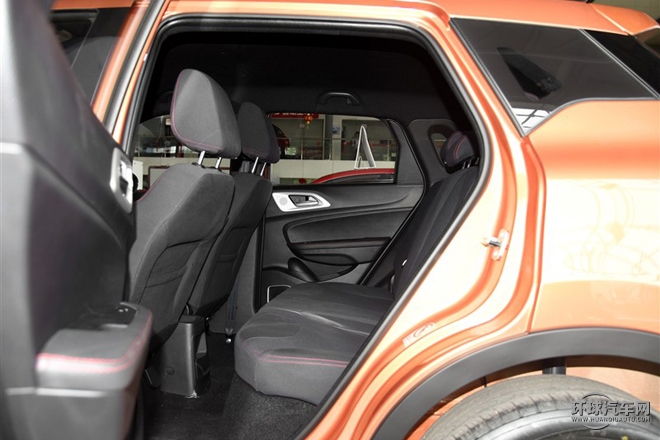 2015款 1.5L 自動舒適型