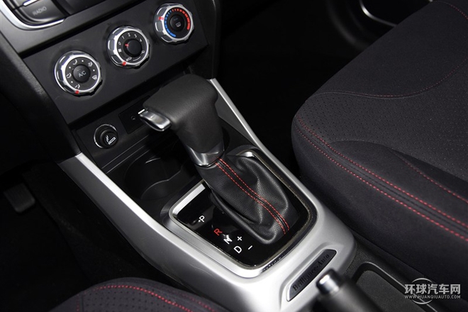 2015款 1.5L 自動舒適型