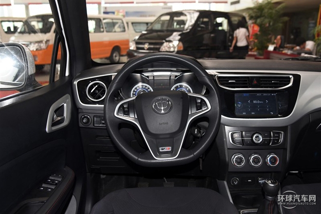 2015款 1.5T 手動都市型