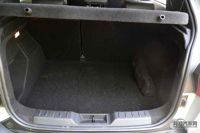 2015款 1.5T 自動精英型