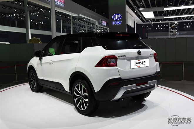 2015款 1.5T 自動精英型