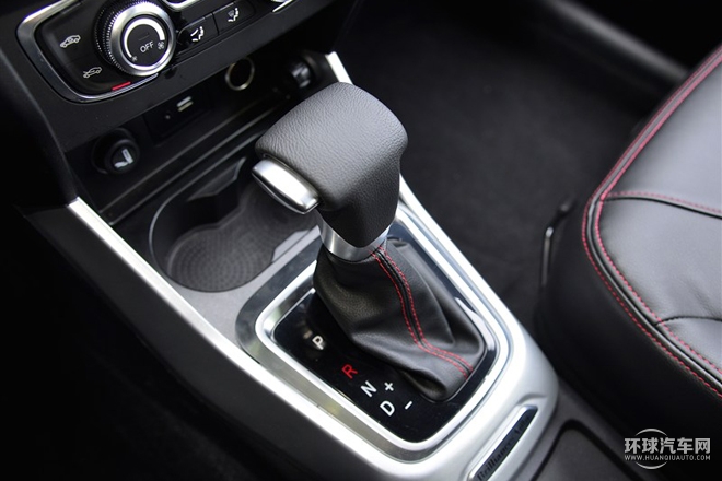 2015款 1.5T 自動旗艦型