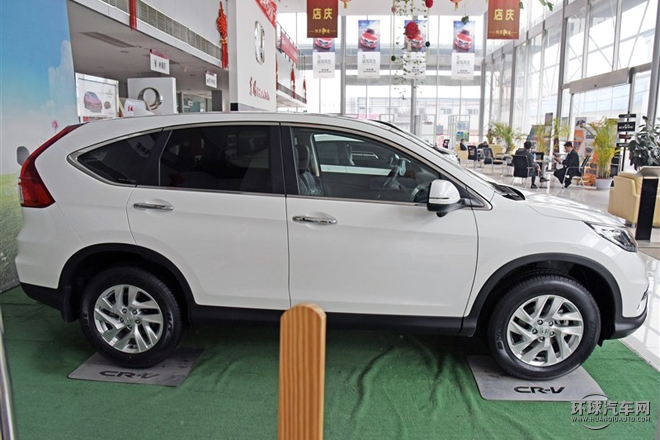 2015款 2.0L 兩驅都市版