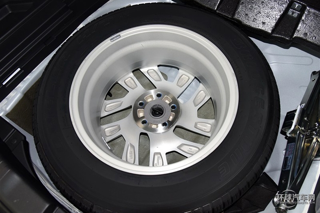 2015款 2.4L 兩驅(qū)豪華版