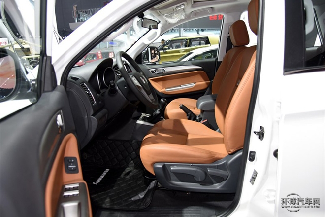 2015款 2.8T 四驅柴油尊享版5座