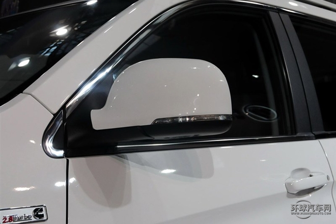 2015款 2.8T 四驅柴油尊享版5座