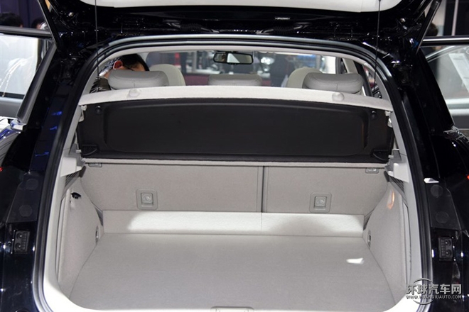 2015款 2.0T 手動四驅(qū)尊貴型