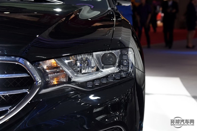 2015款 2.0T 手動四驅尊貴型