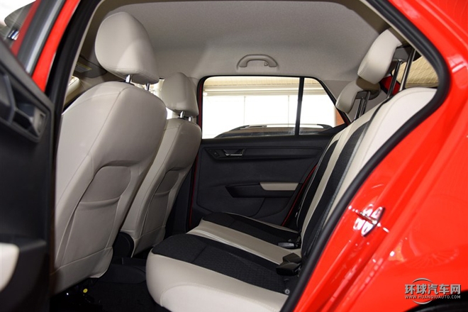 2015款 1.4L 自動創行版