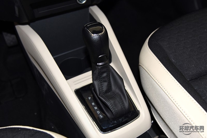 2015款 1.4L 自動(dòng)創(chuàng)行版