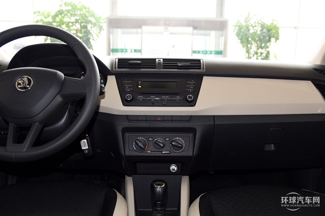 2015款 1.4L 自動創行版