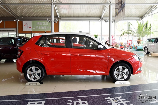 2015款 1.4L 自動創行版