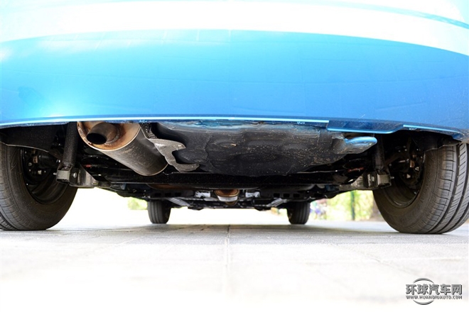 2015款 1.4L 自動前行版