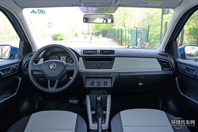 2015款 1.4L 自動(dòng)前行版