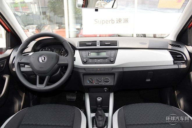 2015款 1.6L 自動創行版