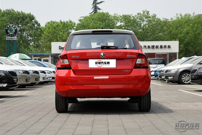 2015款 1.6L 自動創行版