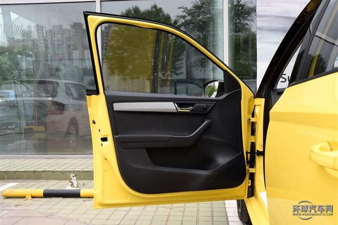 2015款 1.6L 自動運動版