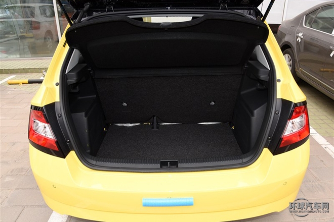 2015款 1.6L 自動運動版