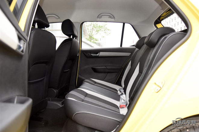 2015款 1.6L 自動運動版