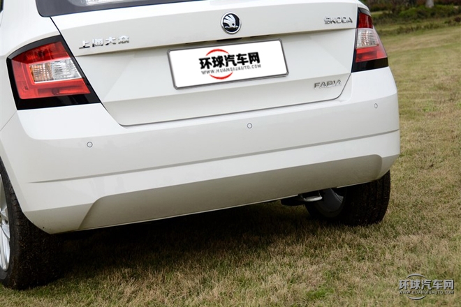 2015款 1.6L 自動智行版