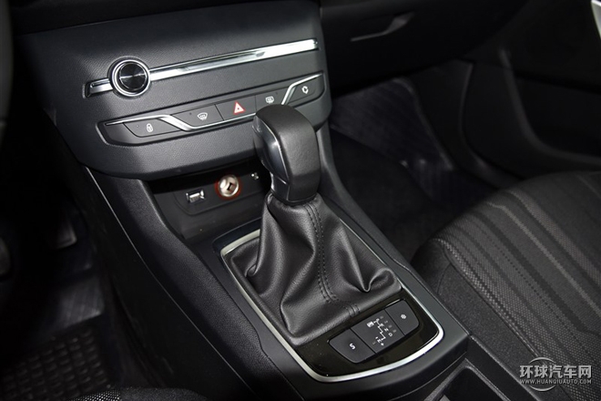 2015款 1.2T 自動勁馳版