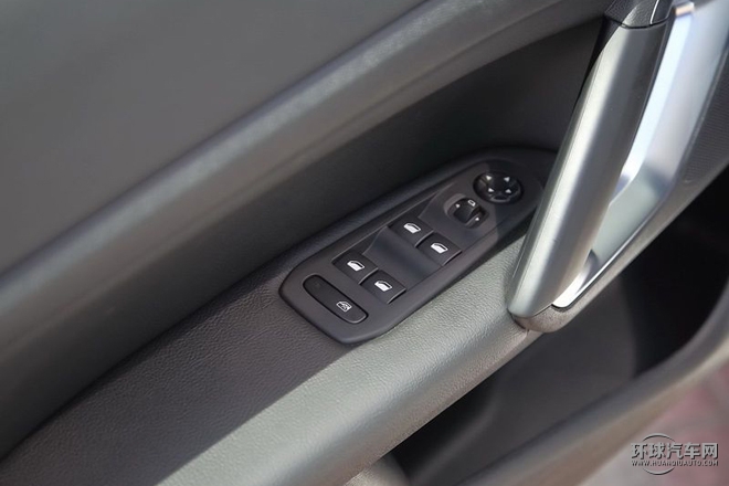 2015款 1.2T 自動(dòng)尚馳版