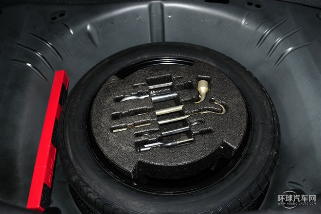 2015款 1.8T 自動豪華型